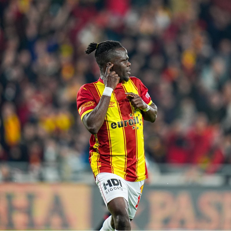 "Junior Olaitan, Beşiktaş'a katılmak üzere İstanbul'a geldi!"