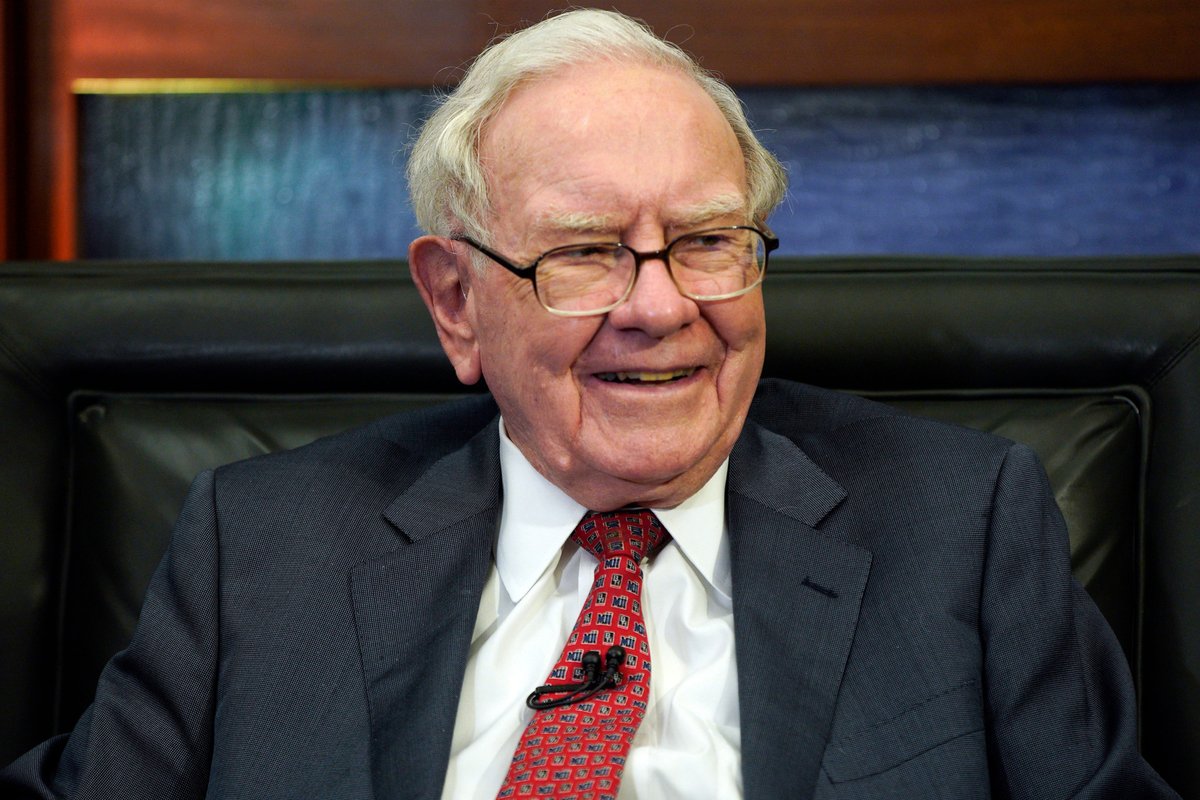 Warren Buffett CEO'luktan ayrılıyor, fakat başkanlık görevine: devam edecek. Emeklilik için 'düşünülmesi bile imkansız' demişti.