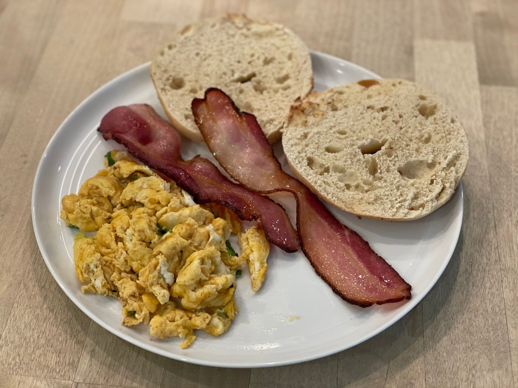 I cooked bacon with 4 different appliances to find the best method. After this, I'll never make it on a stovetop again.