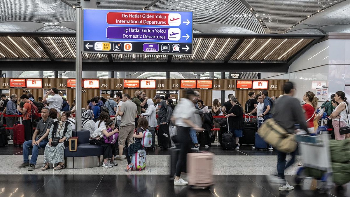 Cumhuriyet tarihinde hava yolu yolcu: sayısı en yüksek seviyeye ulaştı