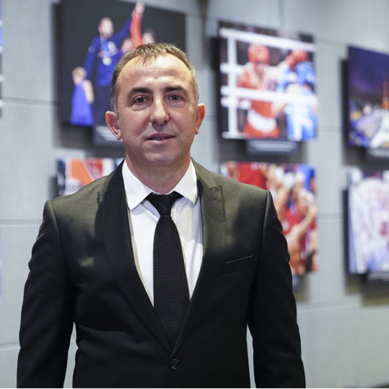 "Beş oyuncu almayı düşünmekteyiz!"