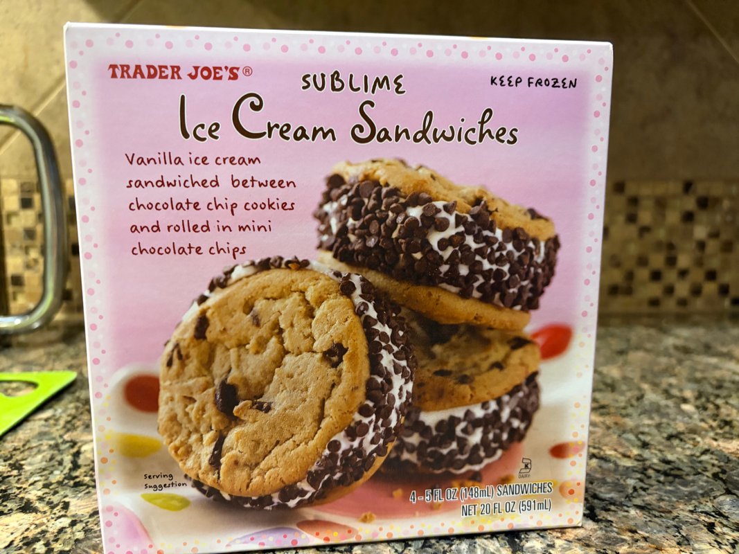 "Şehrimde nihayet bir Trader Joe's açıldı: Beklentileri karşılayan 5 ürün, yeniden almayacağım 4 ürün ise hayal kırıklığı yarattı."
