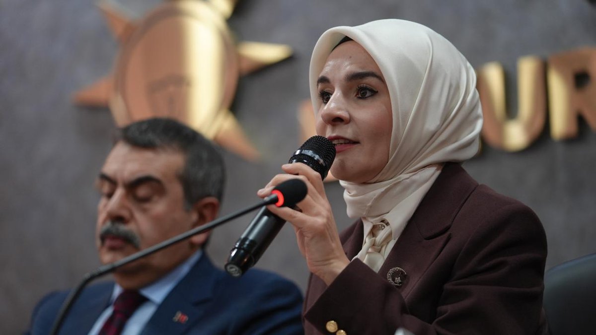 Bakan Göktaş: Deprem bölgesine belirli günlerde turist olarak gitmiyoruz