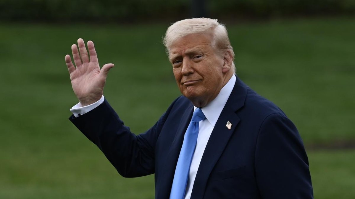 "Venezuelalı muhalefet lideri Machado, Nobel Barış Ödülü'nü Trump'a takdim etti"