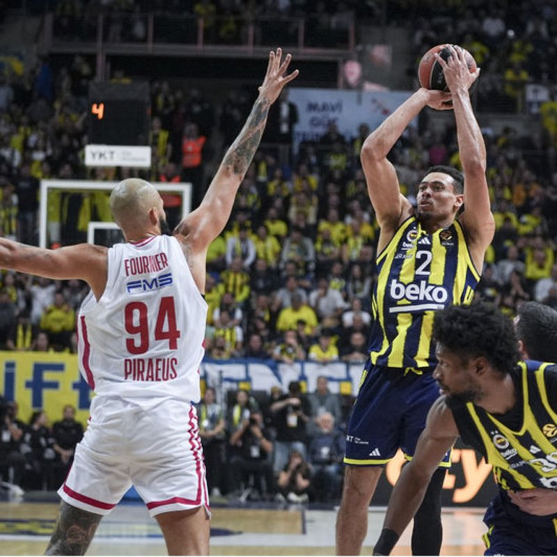 "Fenerbahçe, rakiplerini adeta ezip geçiyor!"