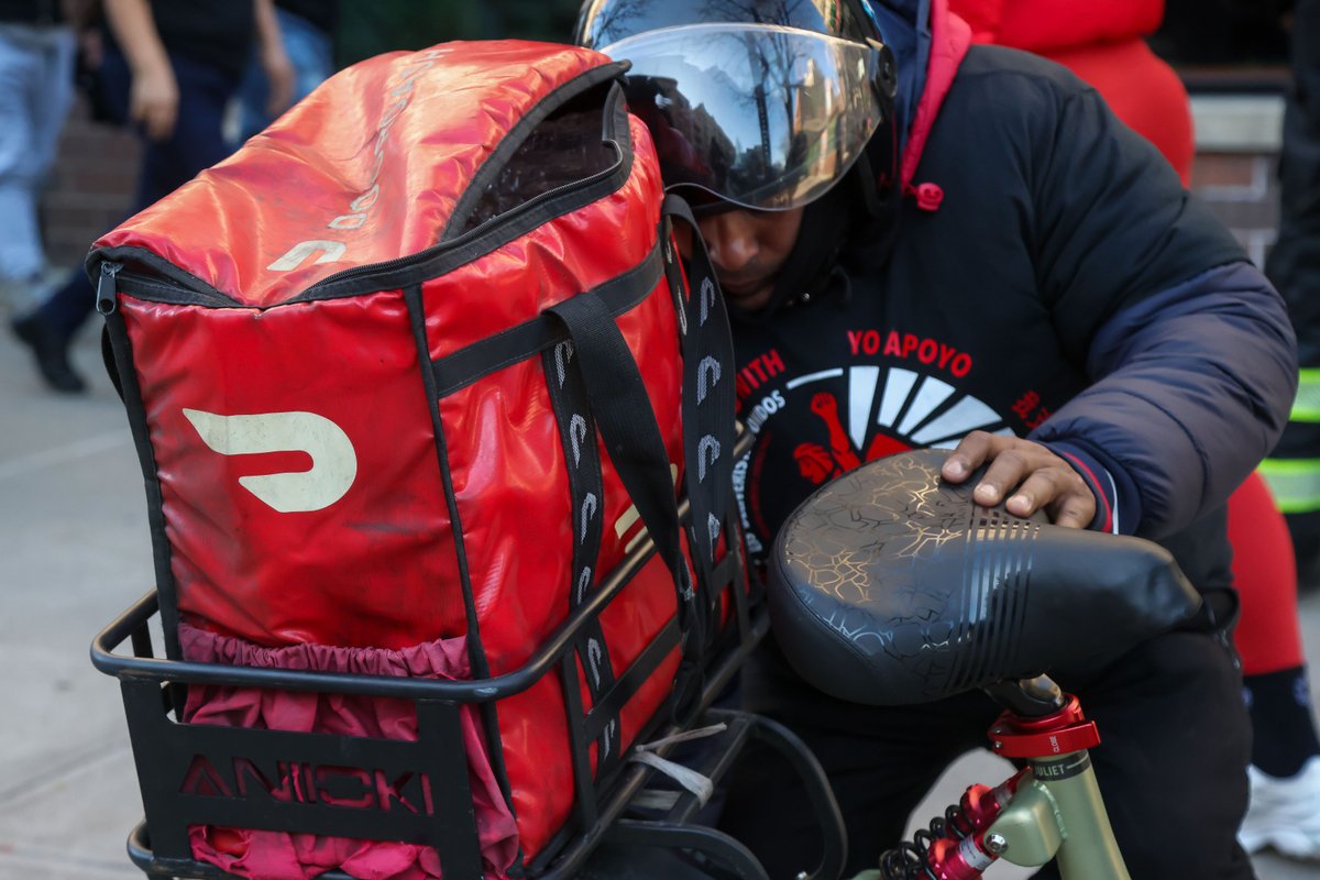 What DoorDash's new fee structure means for your next order