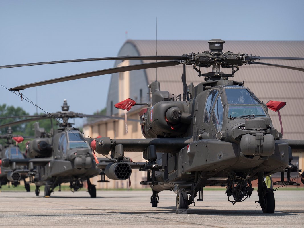 Hegseth lifts suspension of Apache flight crew that hovered near Kid Rock's Nashville home