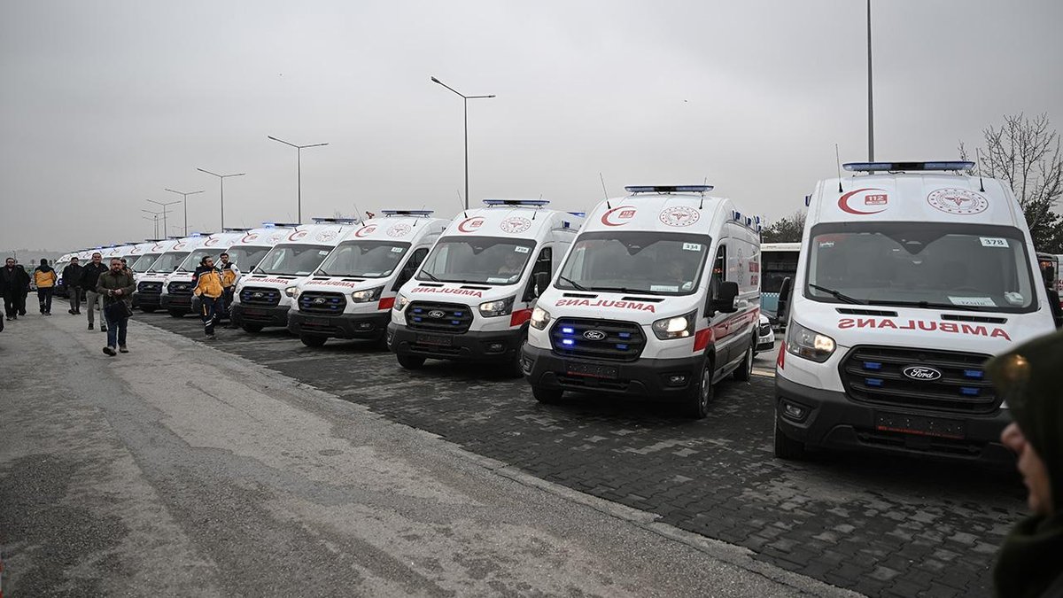 "Ambulans sayısı artırıldı, toplam 6 bin 308 araç hizmet vermeye başladı"
