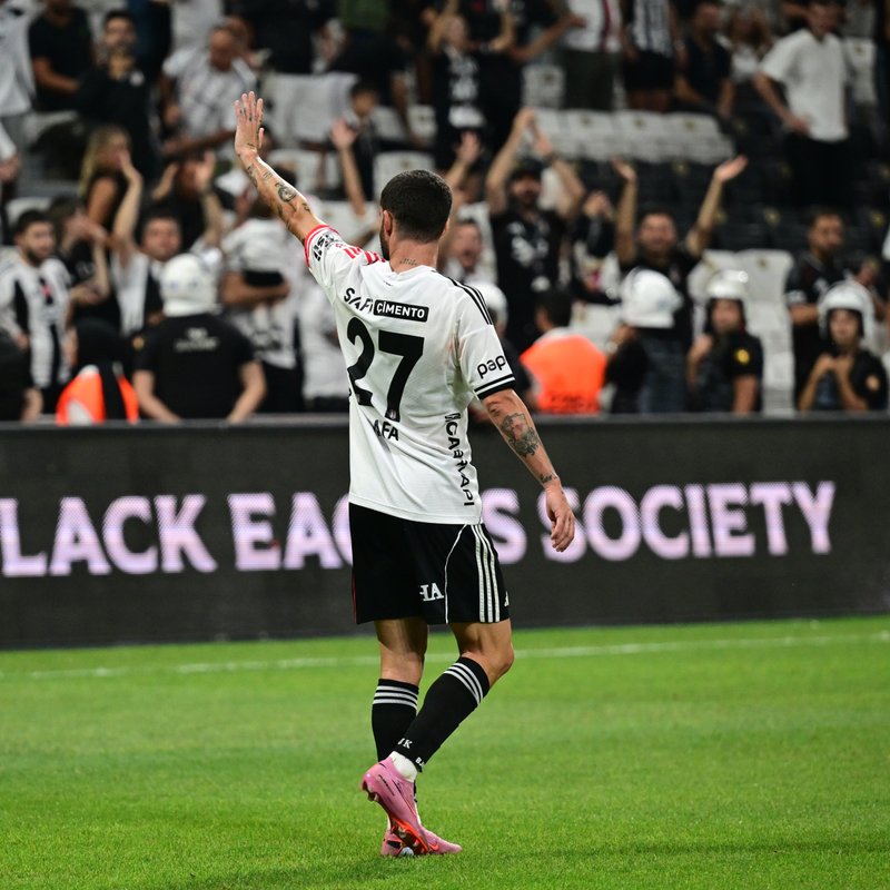 "Beşiktaş, Rafa Silva: ile olan ilişkisini sonlandırdı!"