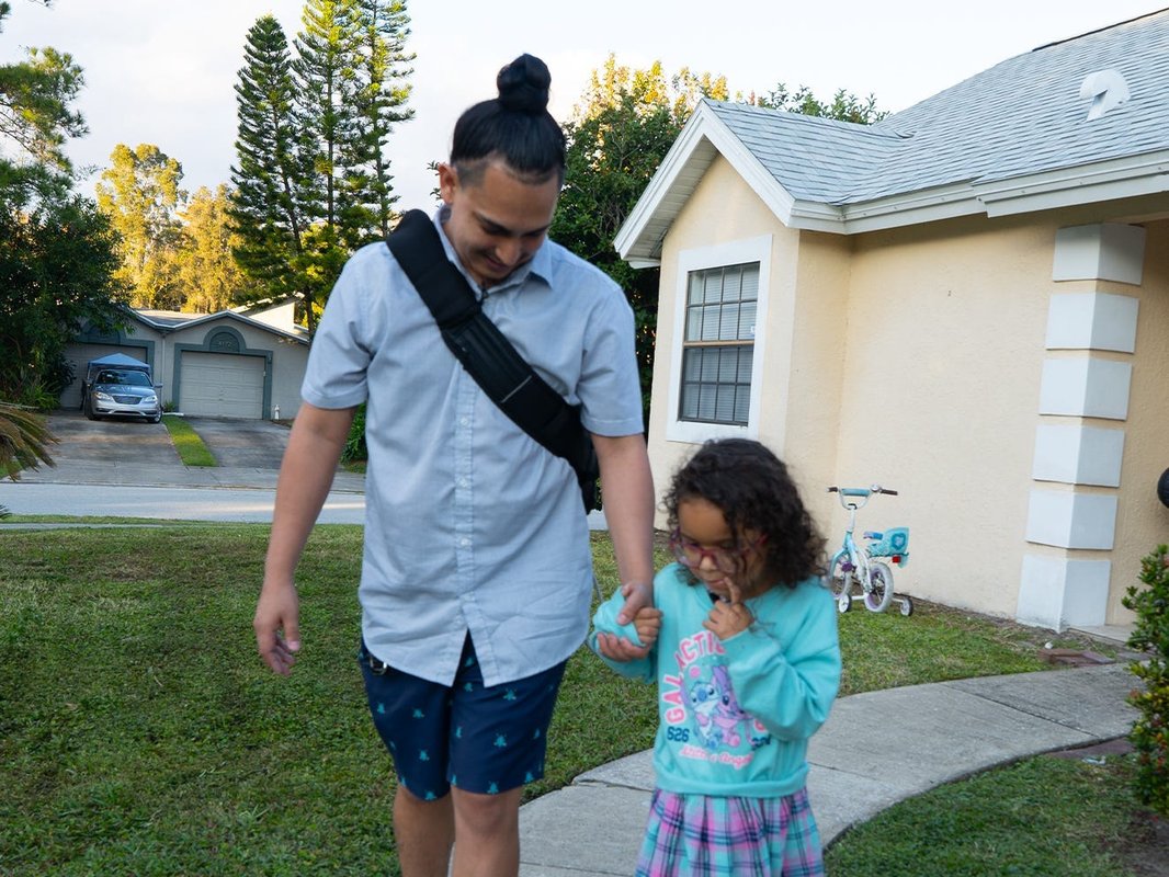 A 30-year-old dad was diagnosed with heart failure after 5 subtle symptoms. It's a growing problem with younger adults.