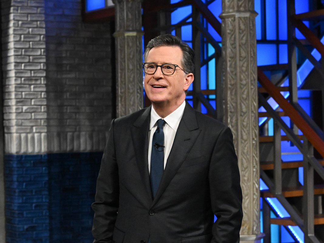 What the biggest names in showbiz and politics are saying about Stephen Colbert's swan song