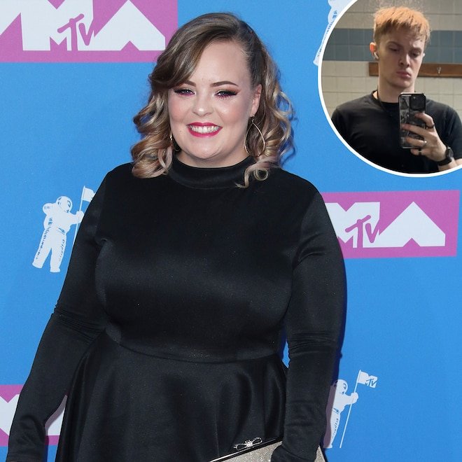 Teen Mom eseriyle tanınan Catelynn Lowell'un 19 yaşındaki kardeşi, ilk çocuğunu bekliyor