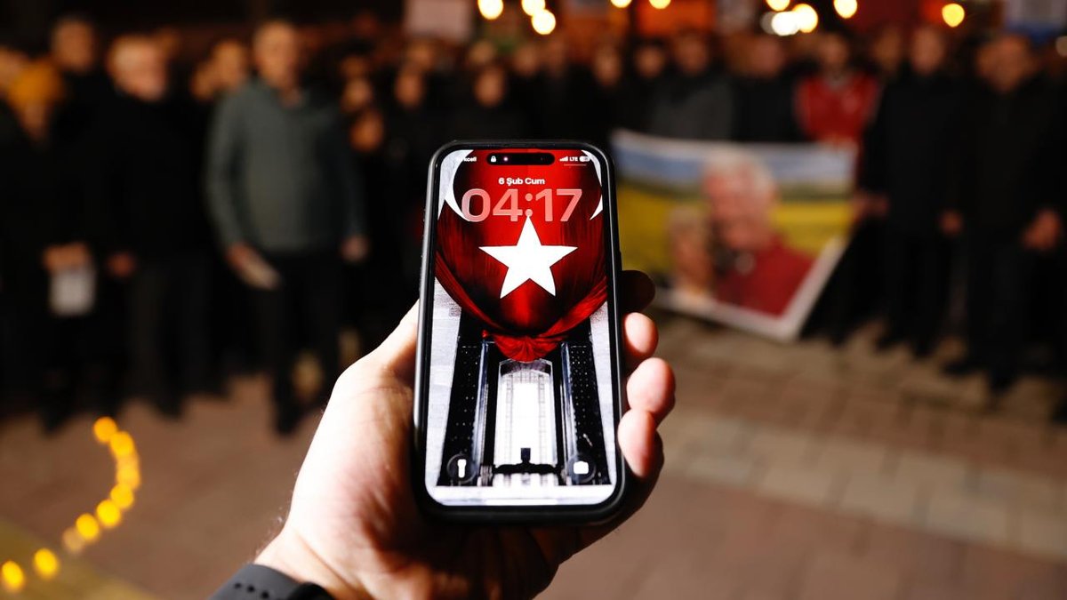 "Depremler nedeniyle yaşamını yitirenler için anma etkinliği düzenlendi"