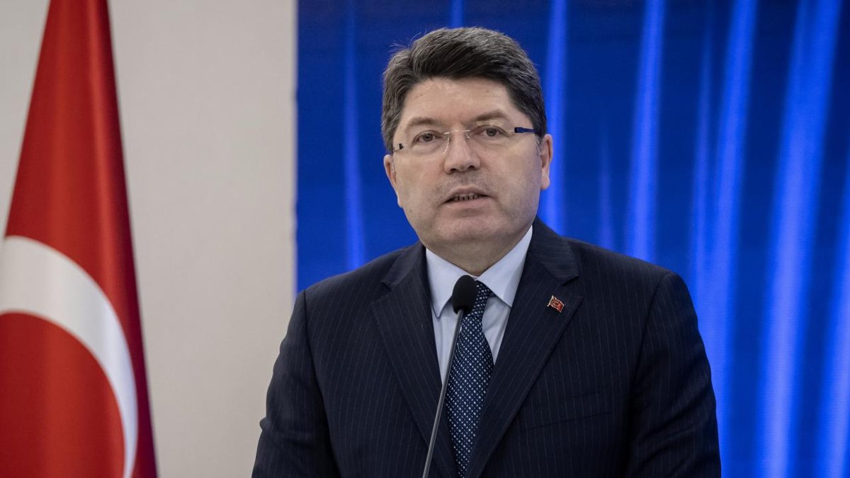 Bakan Tunç: Çocuklarımızın suç şebekeleri tarafından istismar edilmesini engellemek en önemli hedefimizdir.