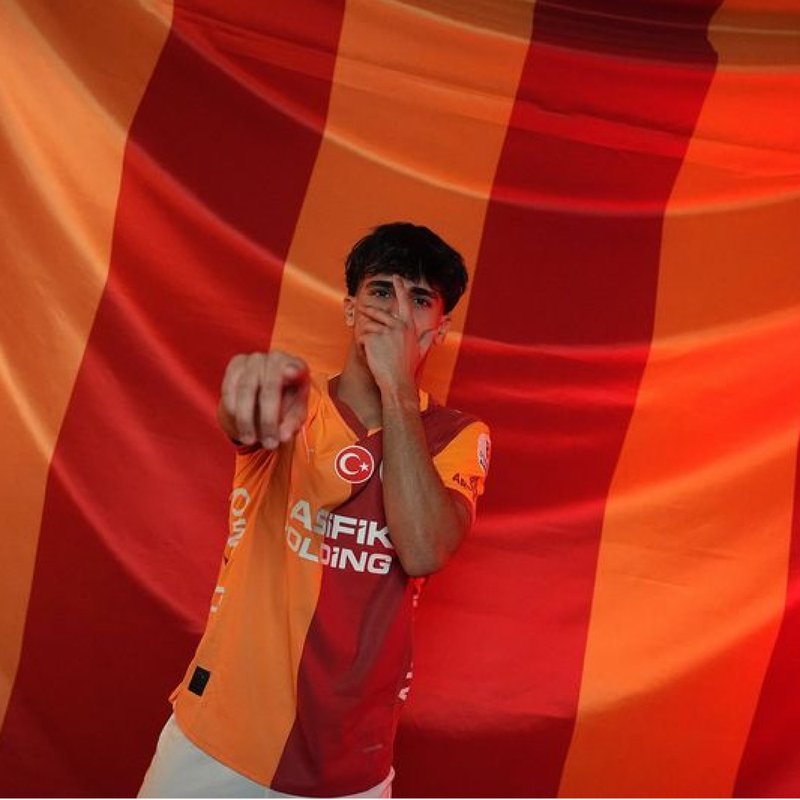"Galatasaray sevgisiyle gelişim sağladım!"
