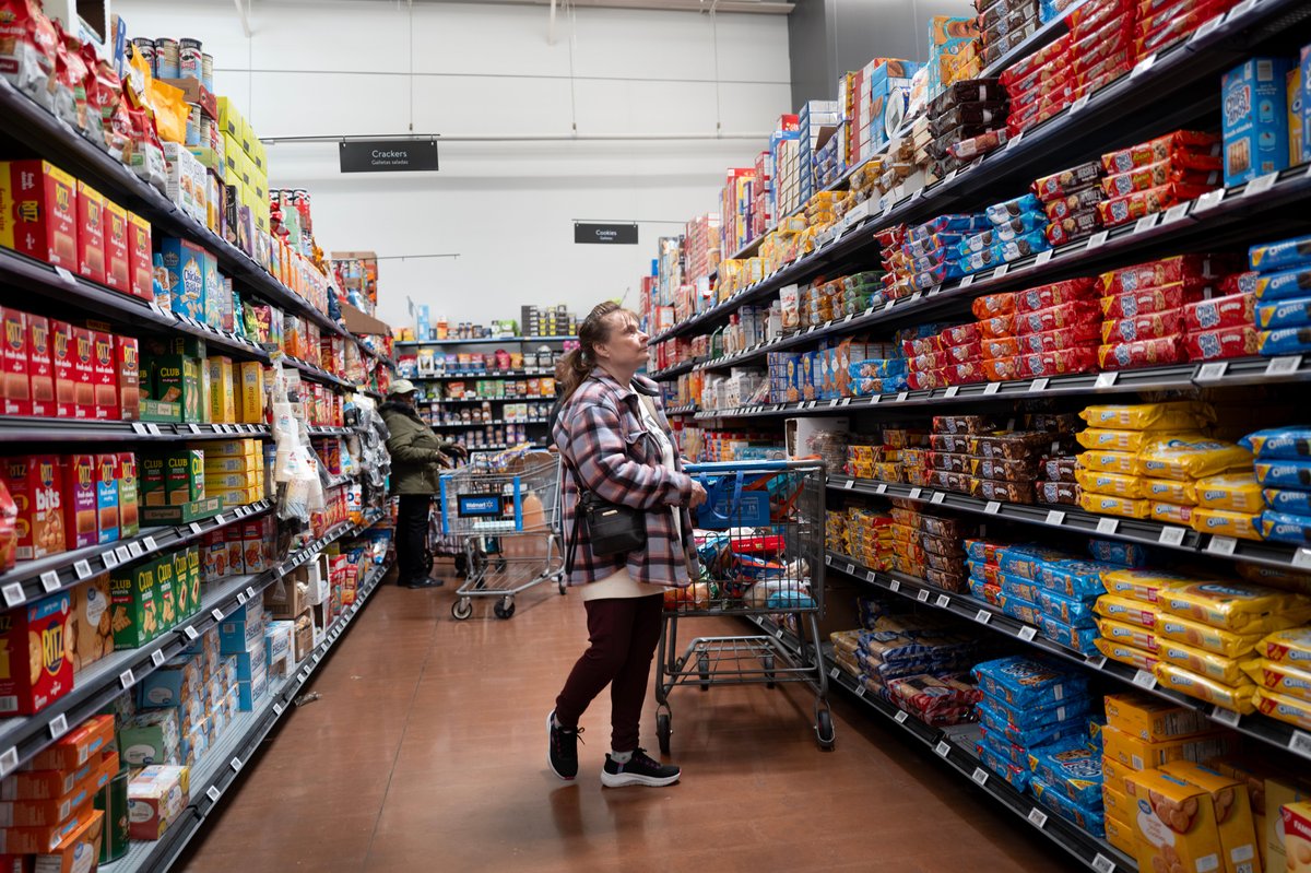 Walmart delivery workers say a new app feature is sending them running around stores — and wasting precious time