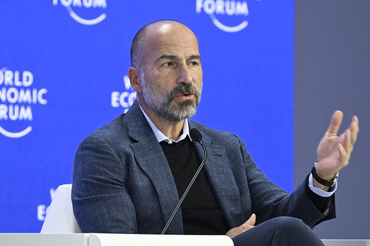 "Uber'in CEO'su, yapay zekada başarı için: eski politikaları terk etmenin önemini vurguladı"