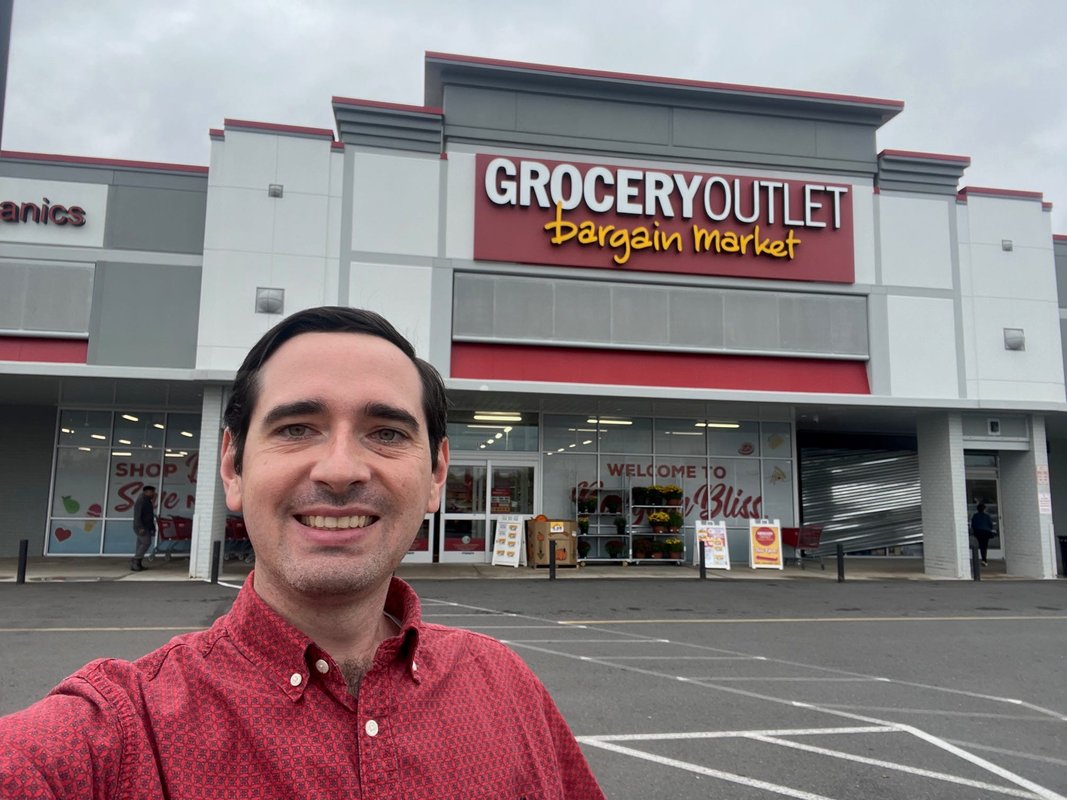 "Grocery Outlet'i Ziyaret Ettim: Tuhaf Ama Bazı Alışverişçiler İçin Neden Tercih Edildiğini Anladım"