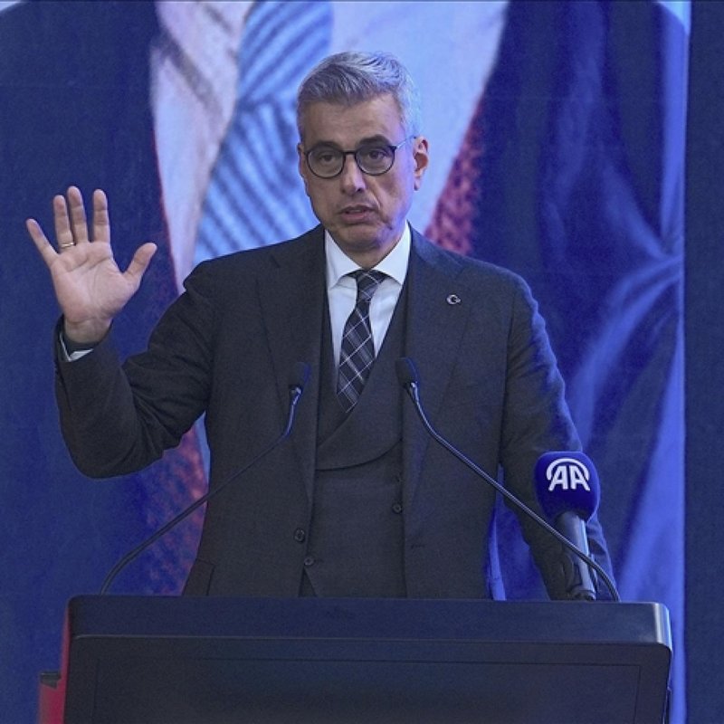 "Yıllık 1 milyar defa bireylere sağlık hizmeti sağlıyoruz"