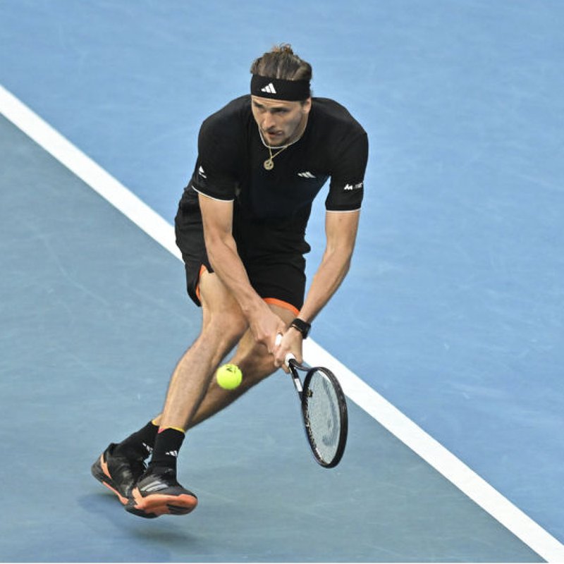 Zverev ile De Minaur, çeyrek finallere adını yazdırdı!