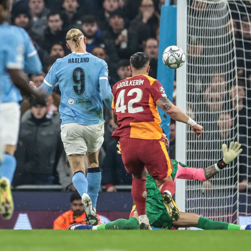 "Galatasaray, Manchester City'e mağlup oldu ama Play-off'a katılma hakkını kazandı!"