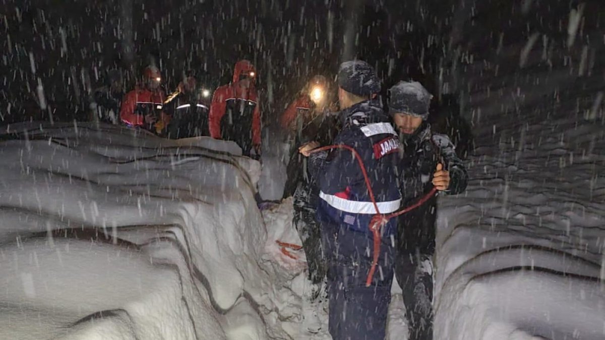 "Çığ düşmesi sonucunda çoban hayatını yitirdi"