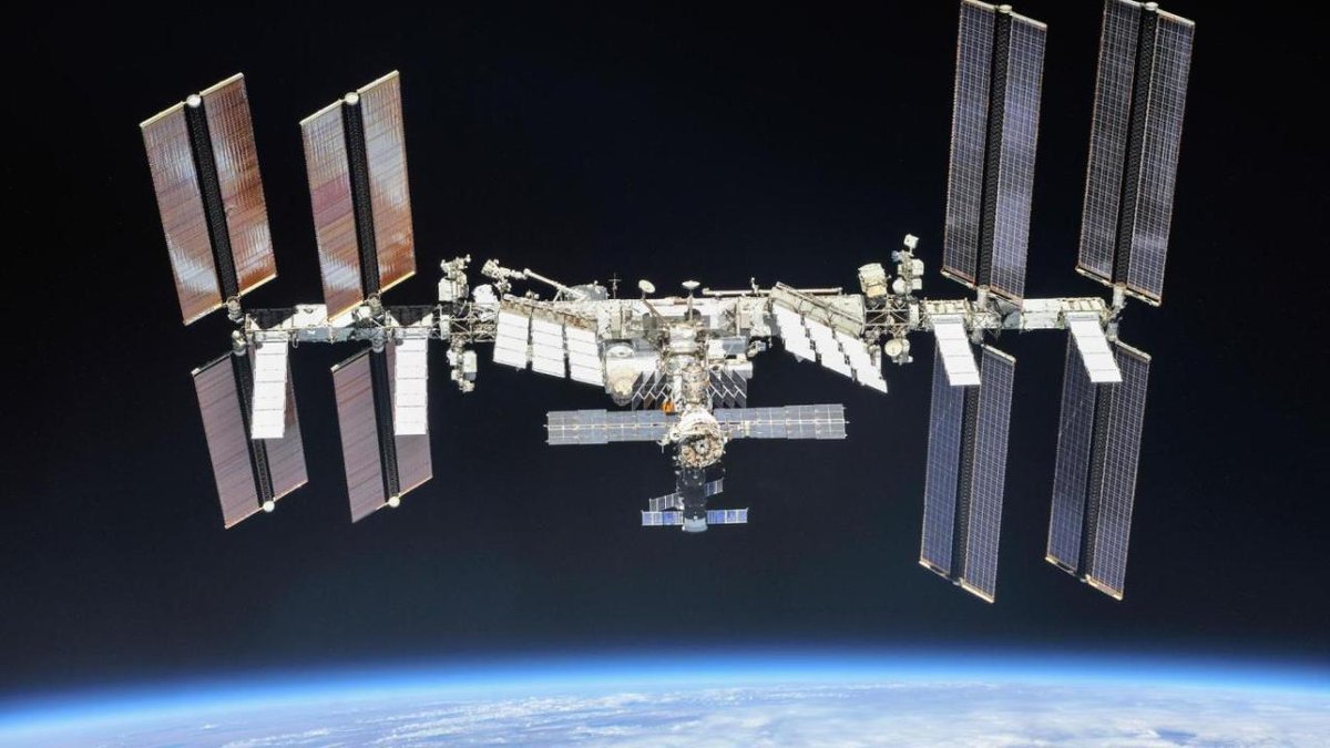"NASA'nın Uzayda Gerçekleştirdiği İlk Tıbbi Tahliye: Dört Astronot Yeryüzüne Geri Dönüyor"