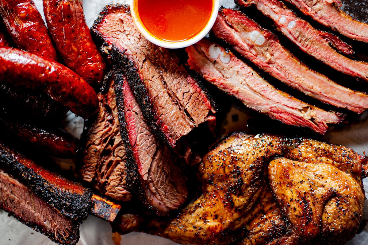 A pitmaster shares the 3 things you: should always order at a barbecue restaurant