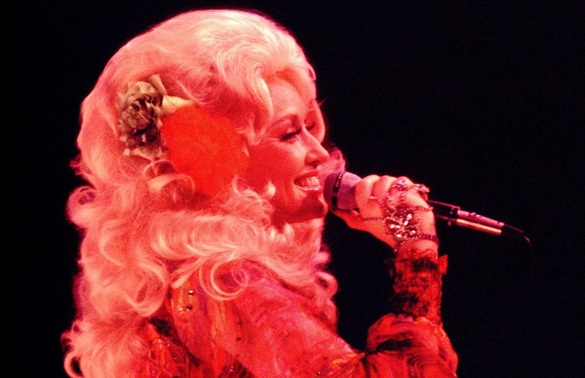 I got the chance to speak to Dolly Parton, and she was full of great life lessons. These are my favorites.