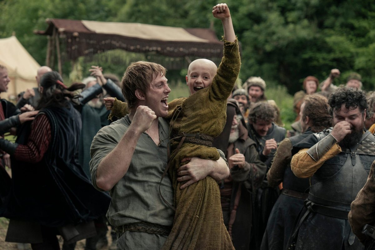 HBO'nun yeni 'Game of Thrones' yan hikayesi 'A Knight of the Seven Kingdoms', ejderhaları bir kenara bırakıyor ve duygusal bir anlatım sunuyor.