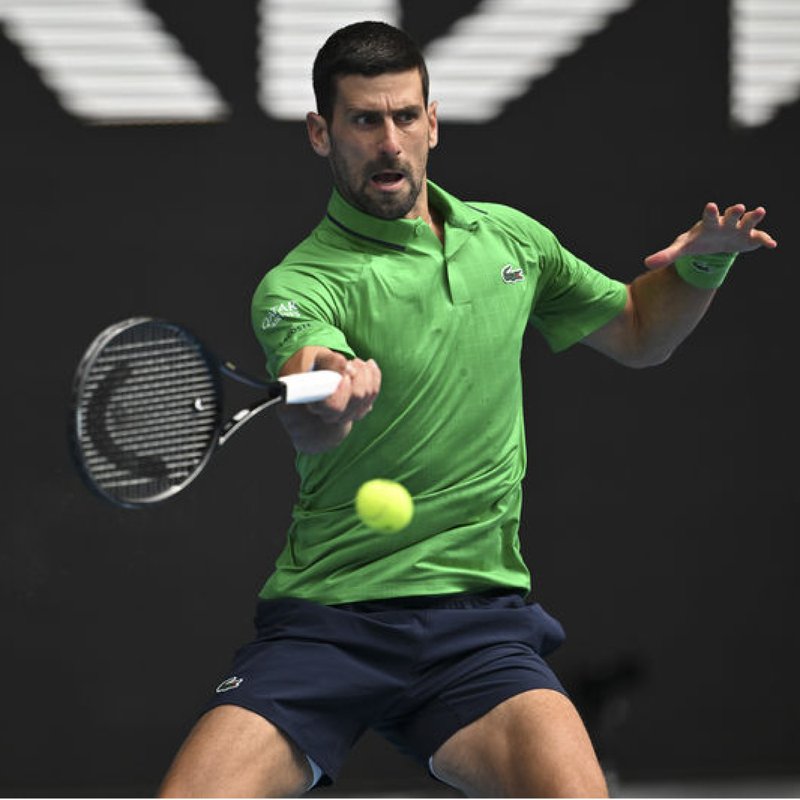 "Avustralya Açık'ta Djokovic, Yarı Finale Yükseldi"