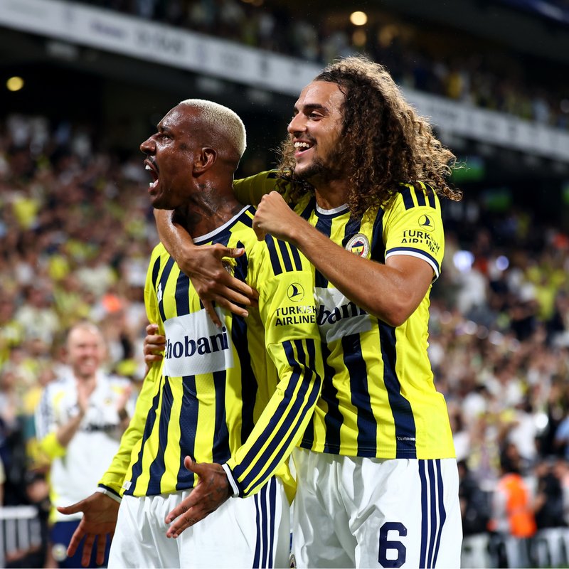 Fenerbahçe avantajı kaptı!