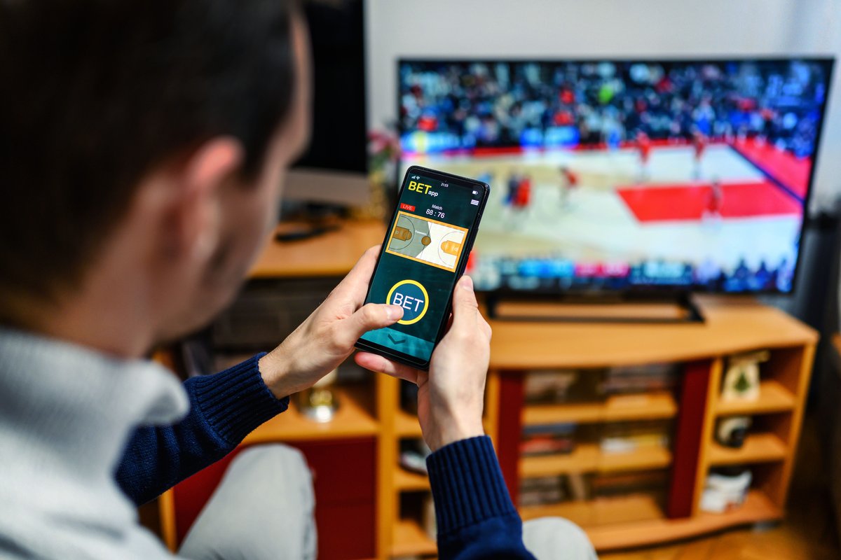 America's online gambling addiction is driving young people to bankruptcy court