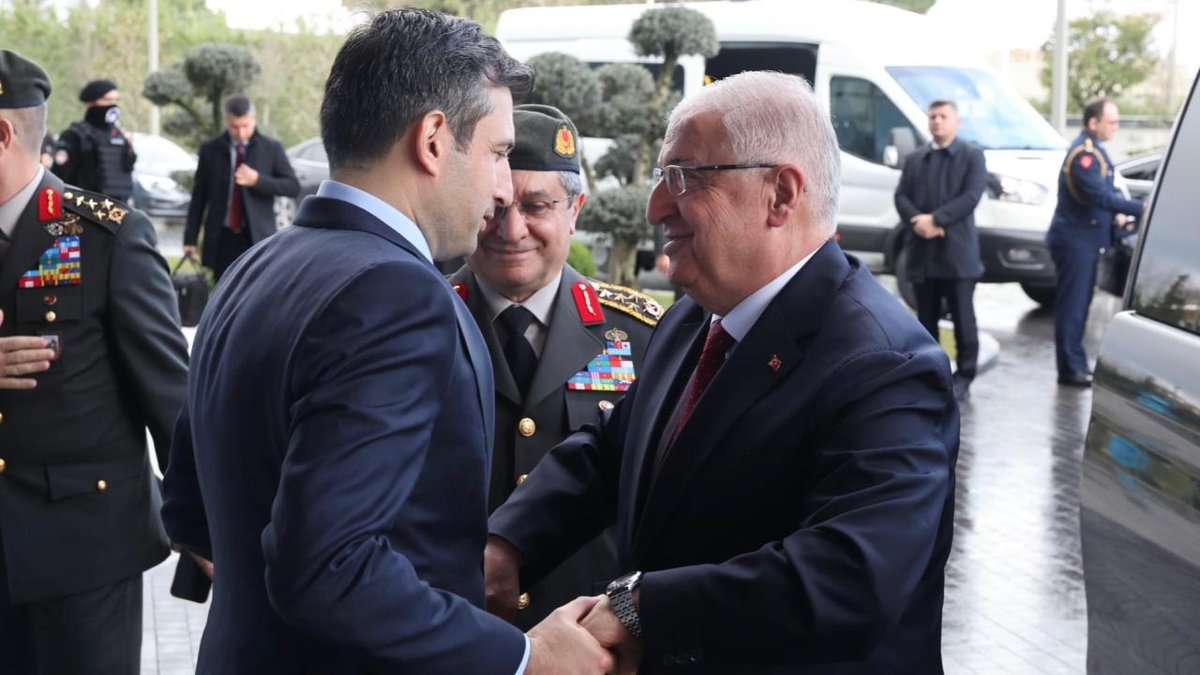 "Bakan Güler, Özdemir Bayraktar’ın anısına: yapılan belgeselin tanıtım etkinliğine katıldı"