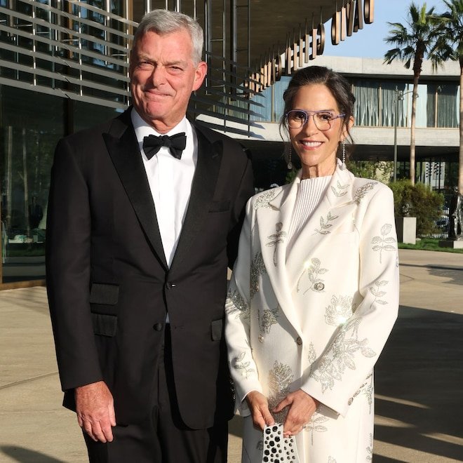 Billionaire Actress Jami Gertz Makes Rare Appearance in L.A