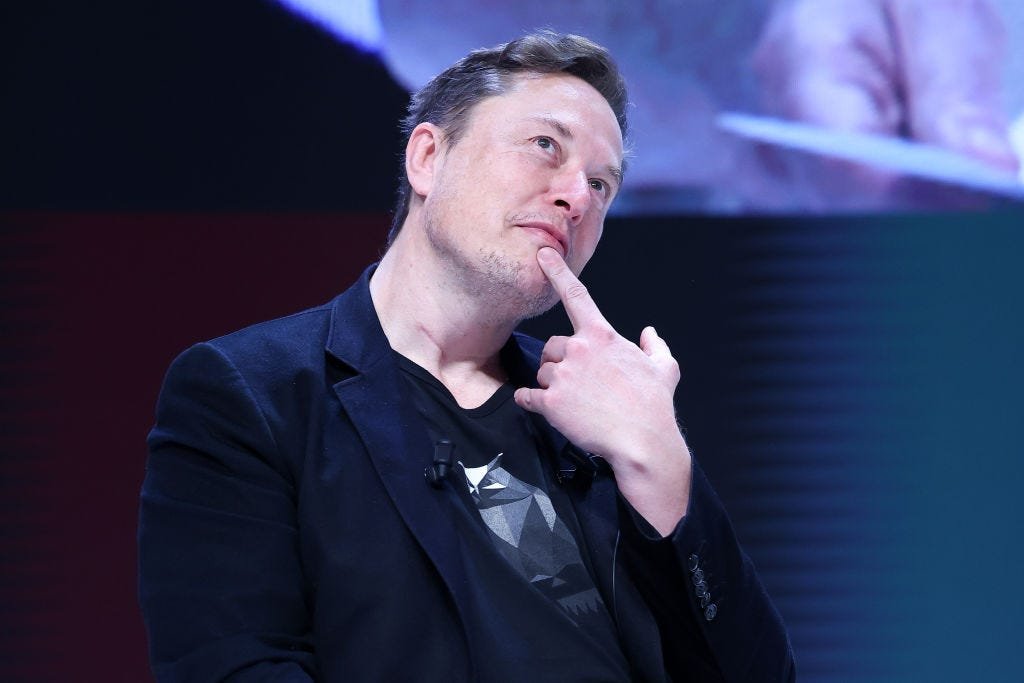 Elon Musk, vergi planlaması amacıyla hayır kurumuna yaklaşık 100 milyon dolar değerinde Tesla hissesi bağışladı.