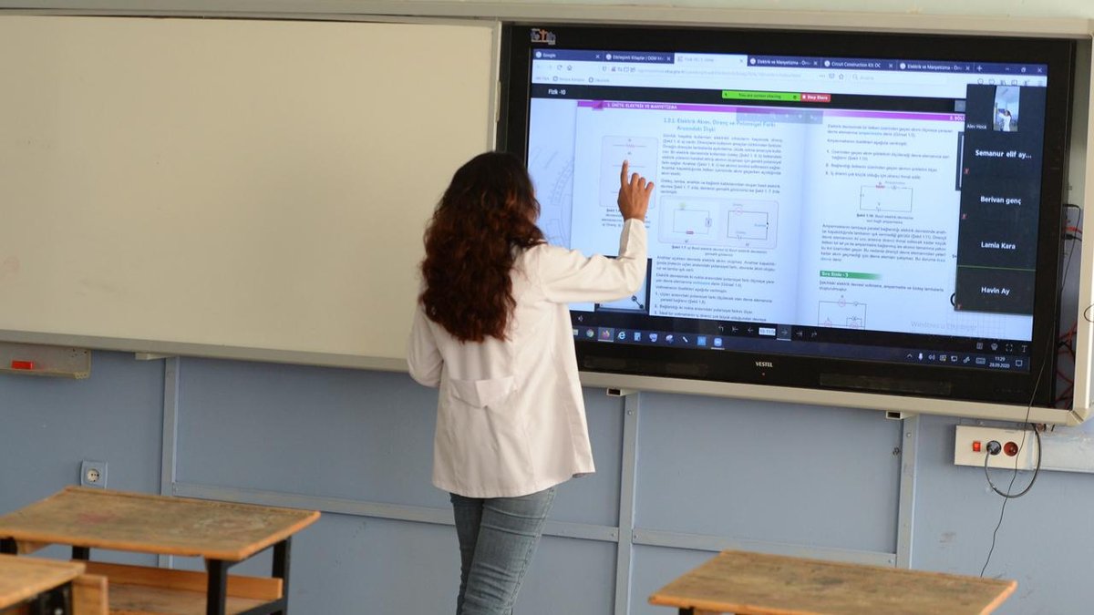 Öğretmenlerin yer değiştirme: atamaları 28 Nisan'da gerçekleştirilecek