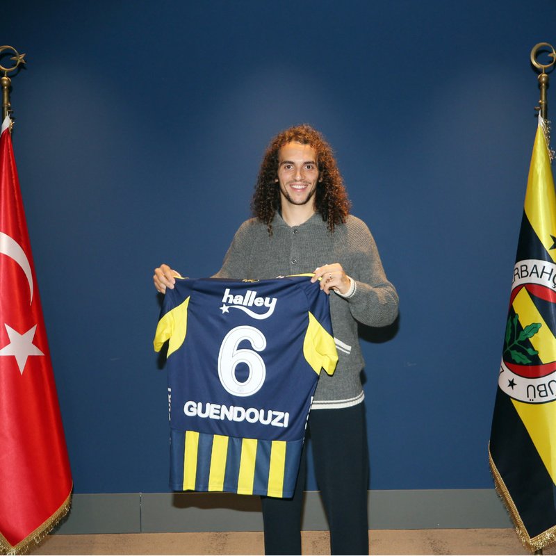 "Guendouzi, resmi olarak Fenerbahçe kadrosuna katıldı!"