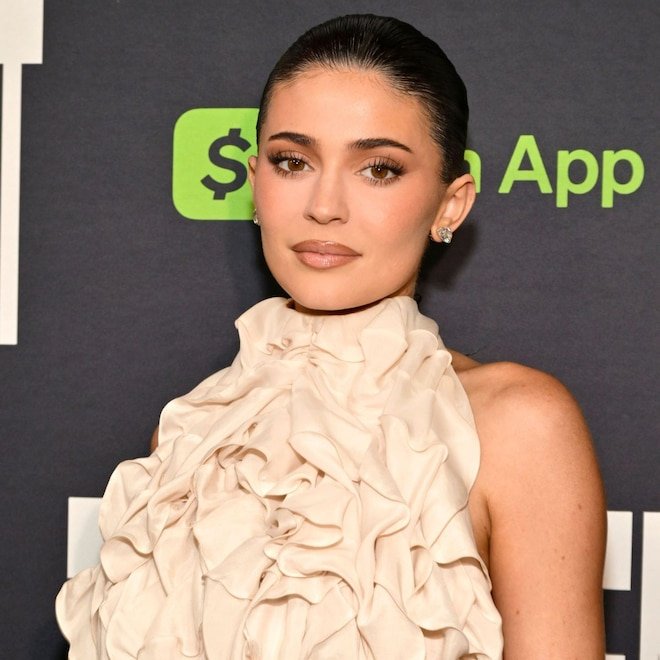 Kylie Jenner Shares She Was on: Bed Rest During Pregnancy With Son Air