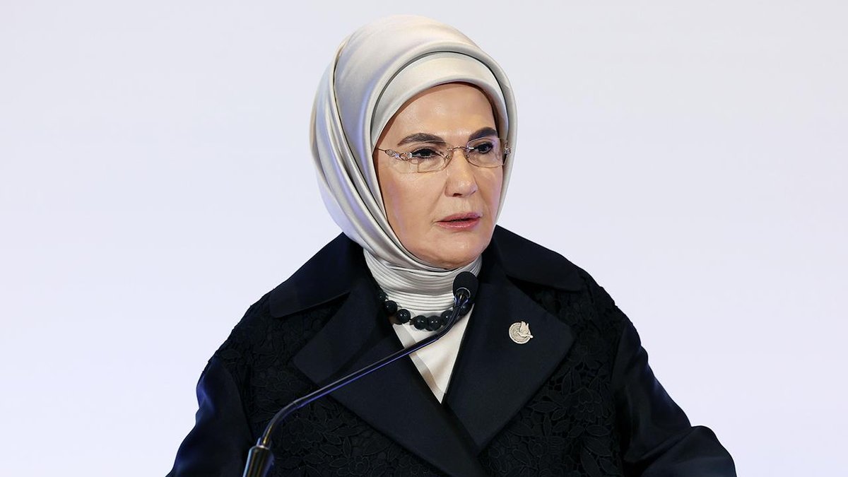 "Emine Erdoğan, Alev Alatlı'yı: anma için bir mesaj yayımladı"
