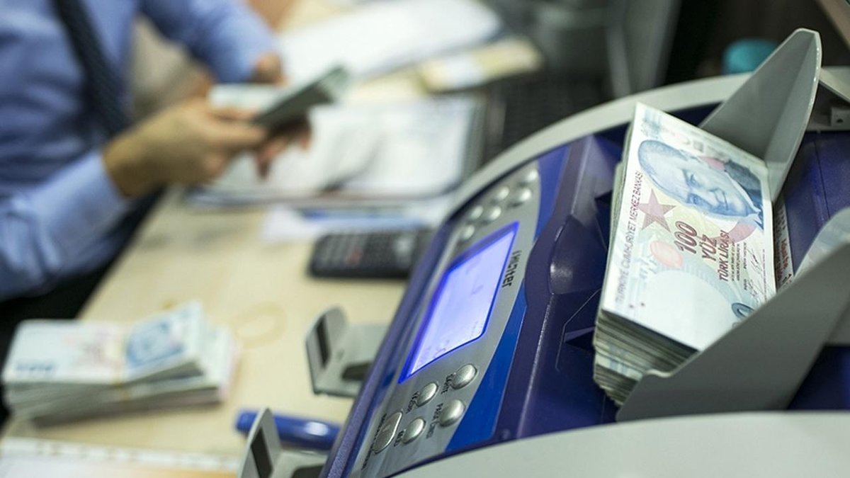 "Geçtiğimiz yıl bankalardaki mevduatın yüzde 41 oranında yükseldiği kaydedildi"