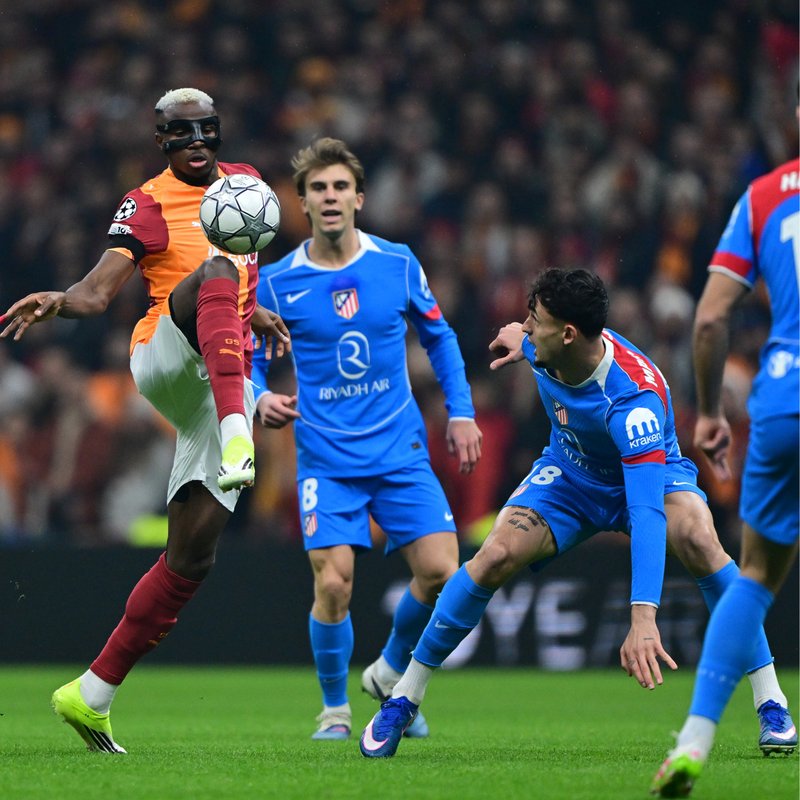 "Galatasaray'da İki Kadro Revizyonu: Osimhen İlk 11'de Yer Alacak!"