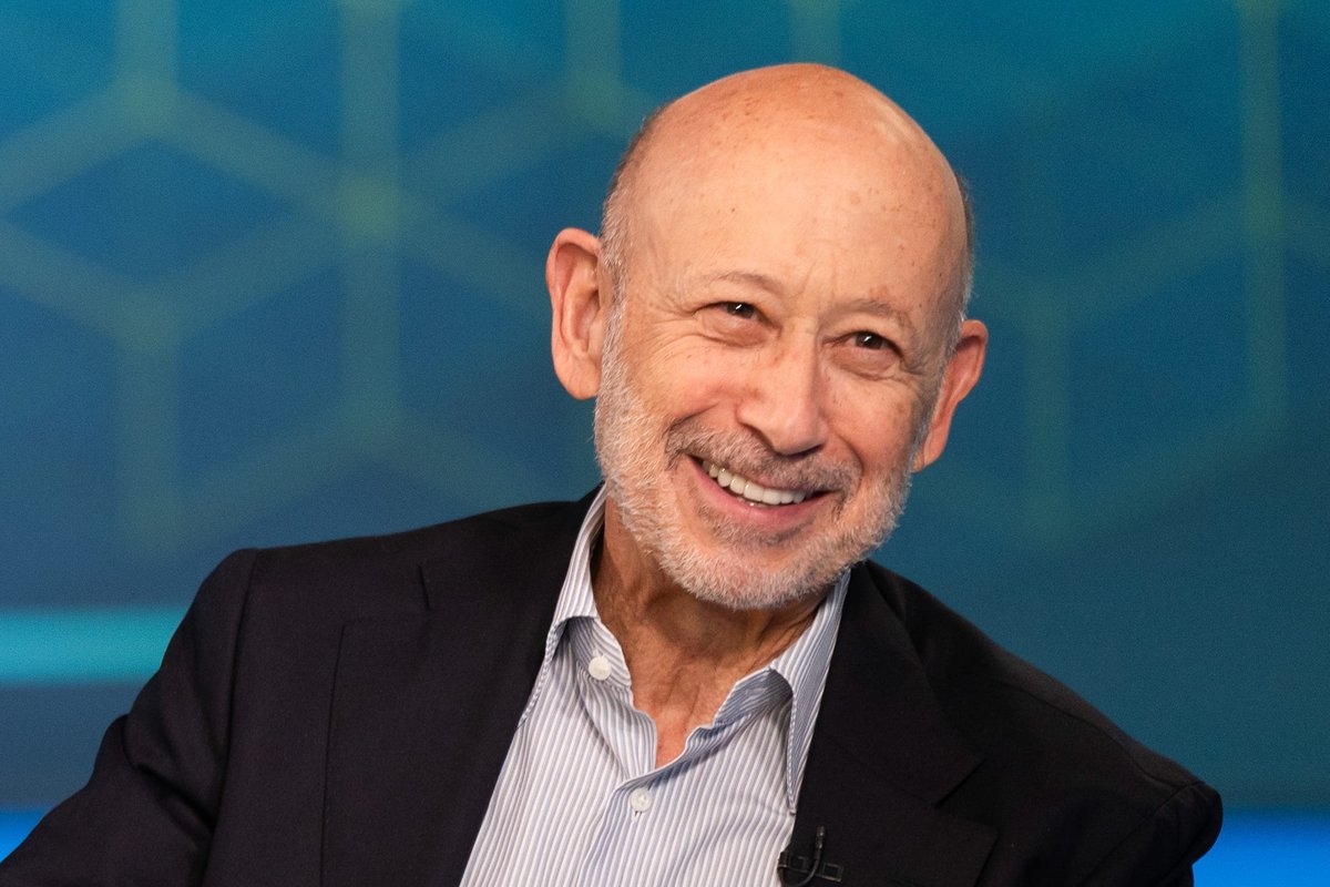 What ex-Goldman CEO Lloyd Blankfein had to learn: about being rich — and how he's crushing retirement
