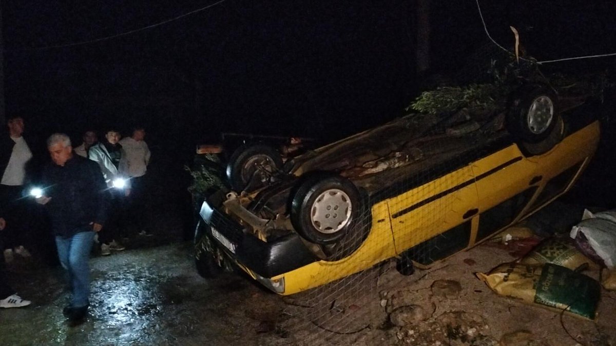 "Antalya'da meydana gelen hortum, bazı konutlar ve tarım alanlarına hasar oluşturdu"
