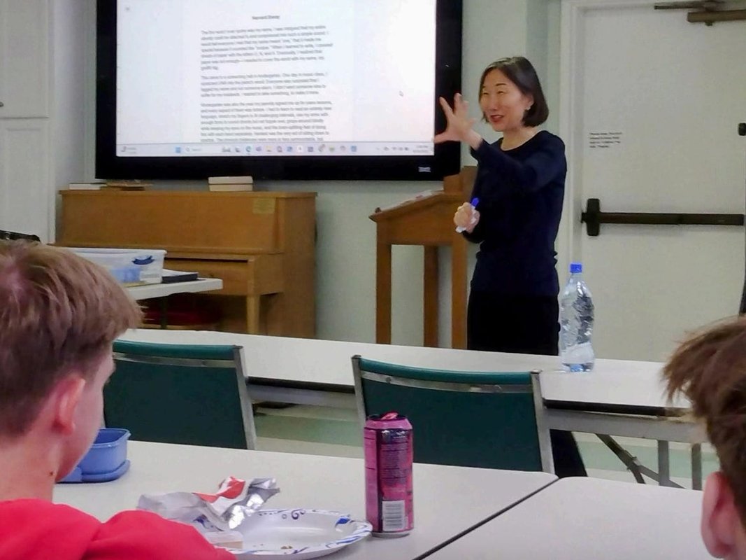 I'm a college admissions expert, and my students are struggling with basic literacy skills. Their college apps are suffering.
