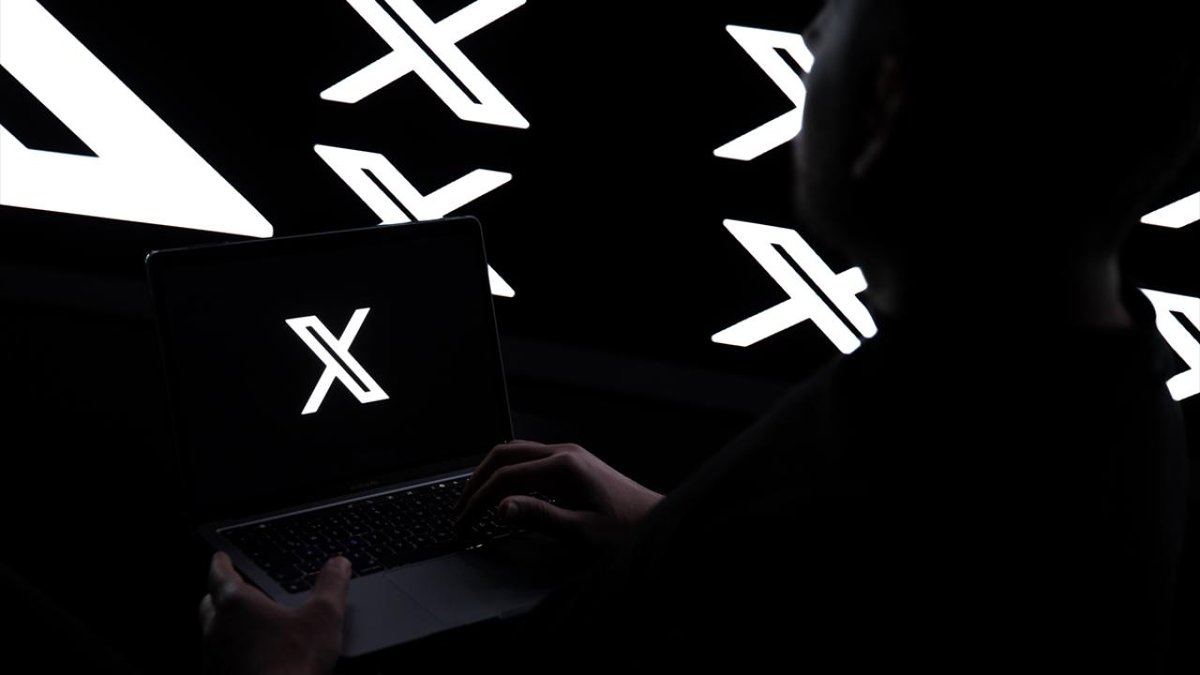 "Endonezya, Grok üzerinden yayılan müstehcen içerikler dolayısıyla X platformuna yasak getirebilir"