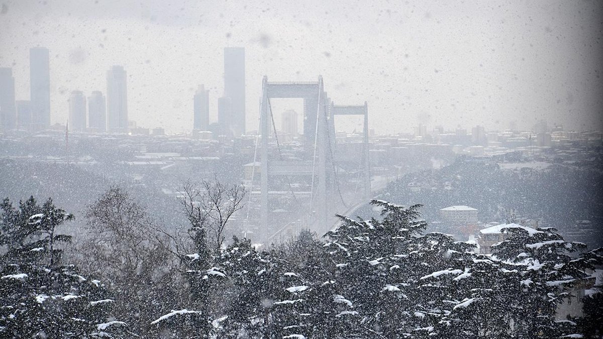 İstanbul Valiliği’nden kar yağışı hakkında uyarı yapıldı
