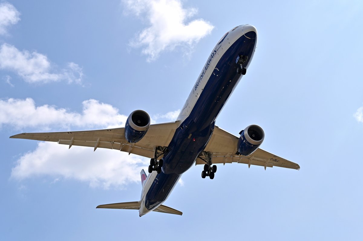 Aviation bosses are tired of reminding you about 2 crucial plane safety rules