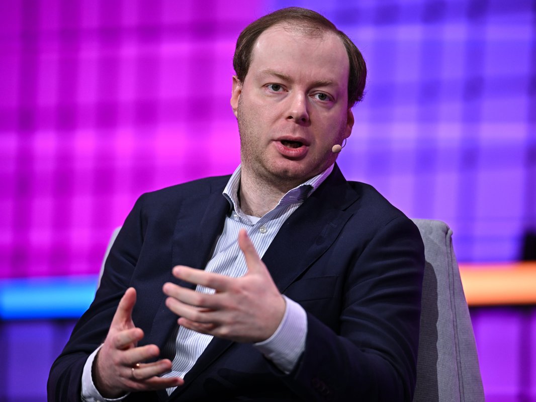 Miro's CEO says the company is hiring entrepreneurs for an edge in the AI era