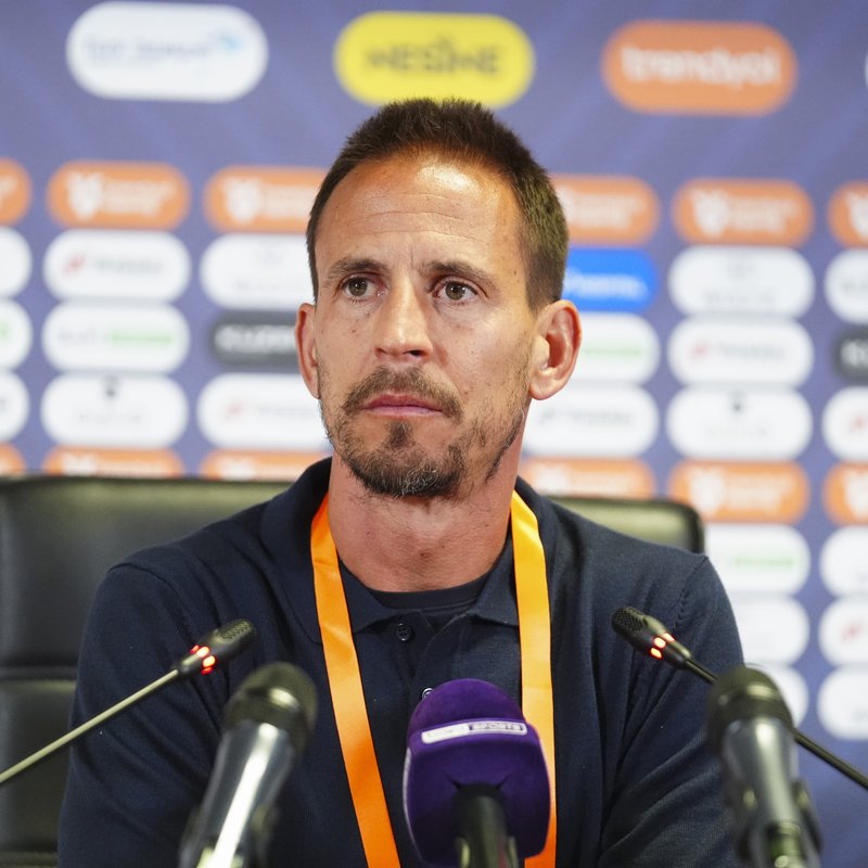 "Alanyaspor’u üst seviyeye çıkarmak istiyorum"